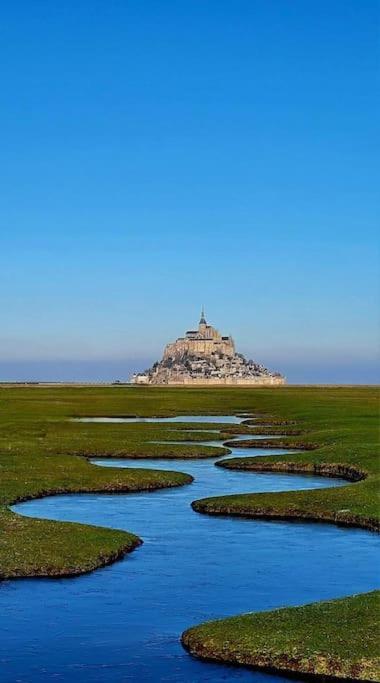 Chalet Proche Mont St Michel, Privatif En Option ,st Malo Saint-Marcan