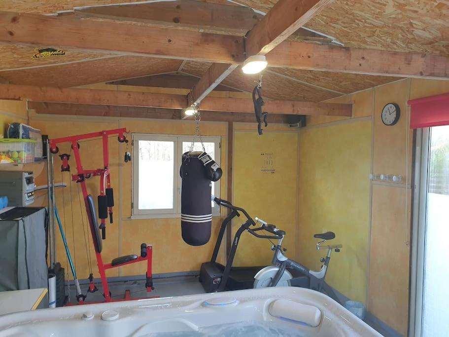 Chalet Proche Mont St Michel, Privatif En Option ,st Malo Saint-Marcan