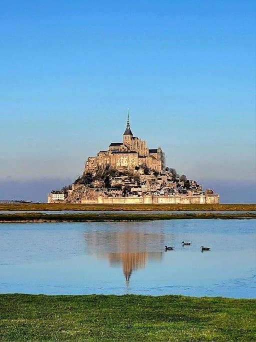 Proche Mont St Michel, Privatif En Option ,st Malo Chalet *